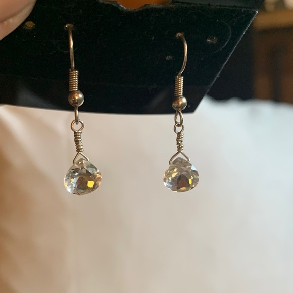 White topaz faceted tear drop dangle earrings silver - Picture 1 of 3